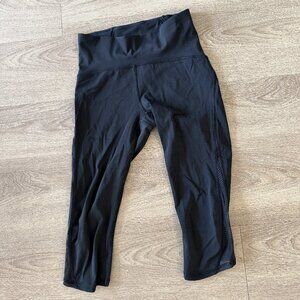 LuluLemon 17" Crop Leggings